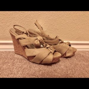 Steve Madden wedge sandals in beige